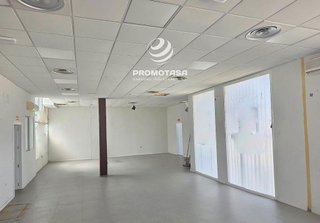 Nave industrial en venta en Sevilla la Nueva