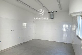 Nave industrial en venta en Sevilla la Nueva