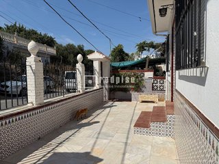 Chalet en venta en Churriana en Málaga
