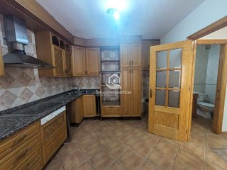 Casa adosada en venta en San Felipe - El Almendral - La Merced en Jaén
