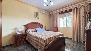Casa adosada en venta en Illora