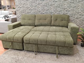 Sofá cama modular verde con arcón
