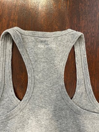 Camiseta de tirantes gris