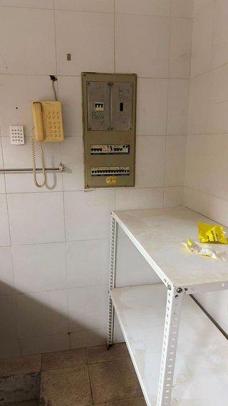 Local comercial en venta en Val en Alcalá de Henares