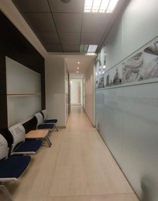 Local comercial en venta en Plaza España - Villa Pilar - Reyes Católicos - Vadillos en Burgos