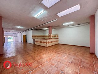 Local comercial en venta en Moncófar pueblo en Moncofa