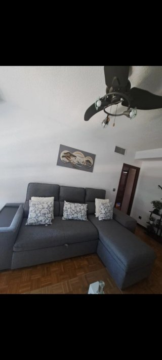 Mueble de salón y sofá
