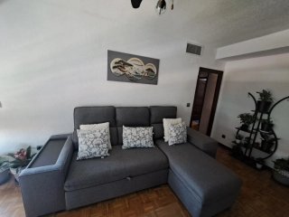 Mueble de salón y sofá