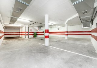 Garaje en venta en Centro - Sagrario en Granada