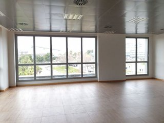 Oficina en alquiler en Les Planes en Sant Joan Despí