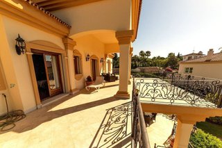 Chalet en alquiler en Costabella en Marbella