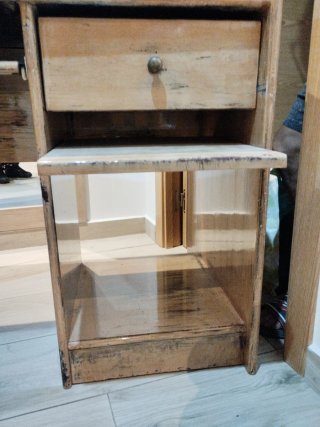 Estantería de madera vintage