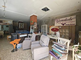 Local comercial en alquiler en La Granja-La Colina-Los Pastores en Algeciras