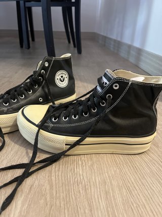 Zapatillas Victoria Cuero Negras