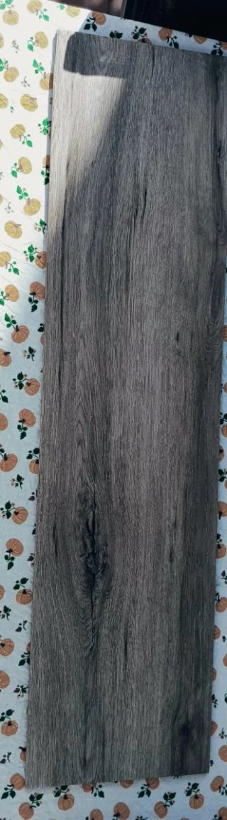 Loseta marrón efecto madera 80x20