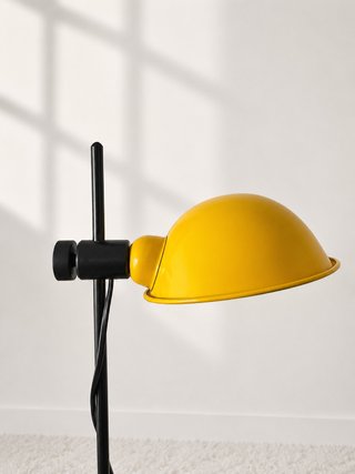 LÁMPARA DE MESA MODELO "MOD". 80s