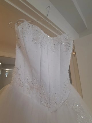 Vestido de Novia Blanco con Pedrería