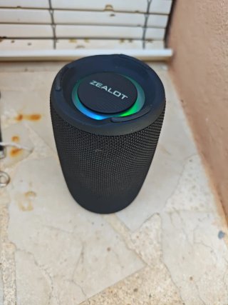 Altavoz Bluetooth Zealot Negro y Multicolor