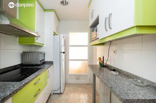 Piso en venta en Camino de Ronda - Rosaleda en Granada
