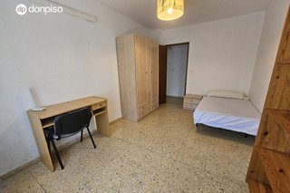Piso en venta en Camino de Ronda - Rosaleda en Granada