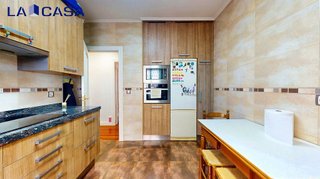 Piso en venta en Centro - Desierto - Arrontegi en Barakaldo