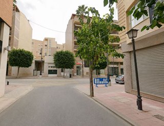 Local comercial en venta en Molina de Segura ciudad en Molina de Segura