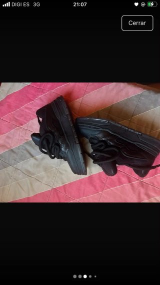 Zapatillas anchas negras