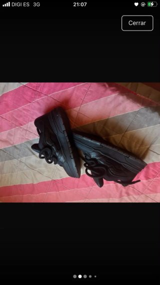 Zapatillas anchas negras