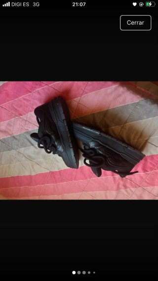 Zapatillas anchas negras