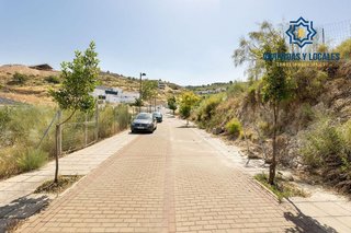 Terreno en venta en Altos de la Zubia en Zubia (La)