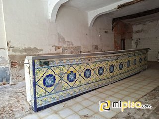 Local comercial en venta en Santoña