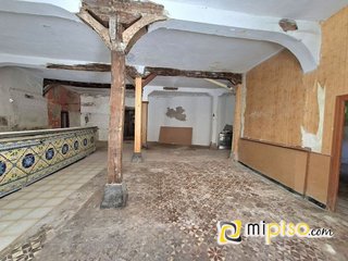 Local comercial en venta en Santoña