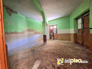 Local comercial en venta en Santoña