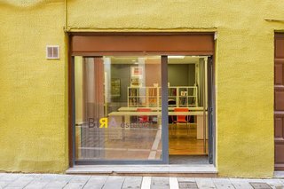 Local comercial en venta en Casco Antiguo en Pamplona