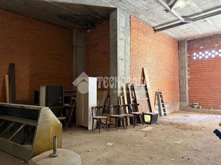 Local comercial en venta en El Puerto en Coslada