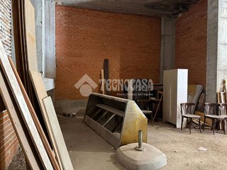Local comercial en venta en El Puerto en Coslada