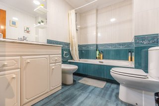 Piso en venta en Cuatro Caminos - Plaza de la Cubela en Coruña (A)