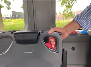 Mercedes-Benz eSprinter 2025