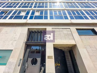 Local comercial en venta en Cimadevilla en Gijón