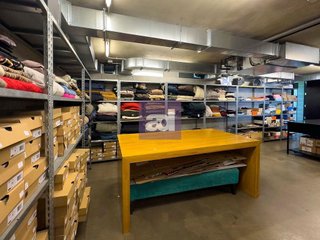 Local comercial en venta en Cimadevilla en Gijón
