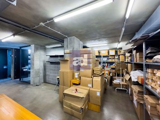 Local comercial en venta en Cimadevilla en Gijón
