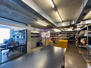 Local comercial en venta en Cimadevilla en Gijón
