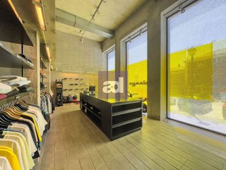 Local comercial en venta en Cimadevilla en Gijón