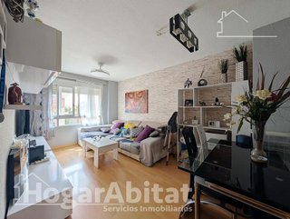 Piso en venta en Carolinas Bajas en Alicante
