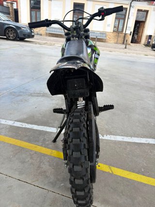Moto Eléctrica Infantil Roan 709 Negra/Verde