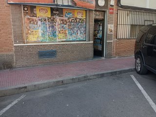 Local comercial en venta en Reyes Católicos en Alcalá de Henares