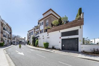 Garaje en venta en Zona Poniente en Armilla