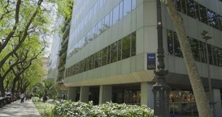Oficina en alquiler en Les Corts en Barcelona