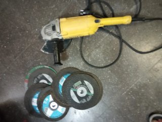 Radial DeWalt