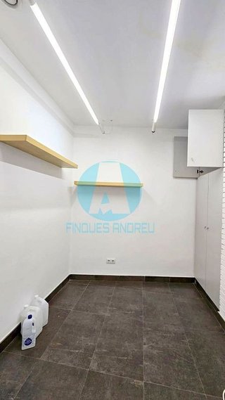 Local comercial en alquiler en L'Havana en Mataró
